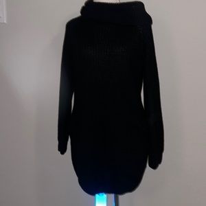 Turtle neck sweater dress with pockets